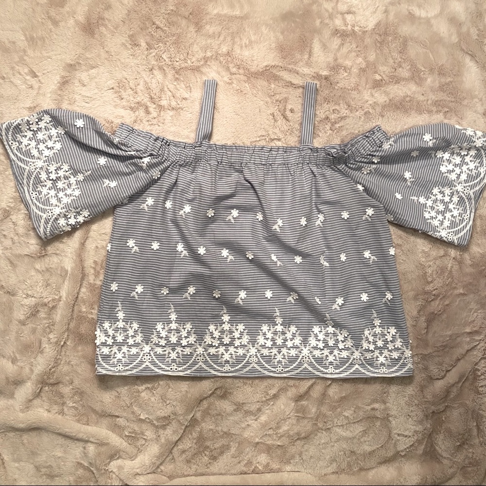 Super Cute Off The Shoulder Top